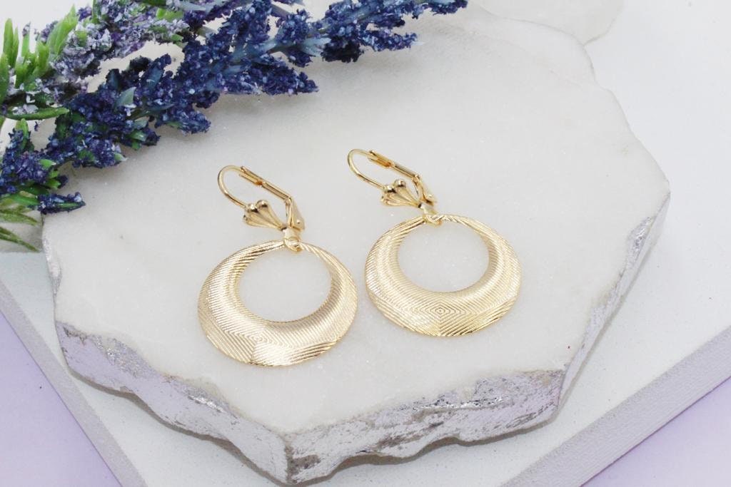 Circle Drop Latch Earrings