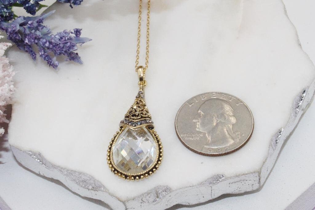 Filigree Tear Drop Set