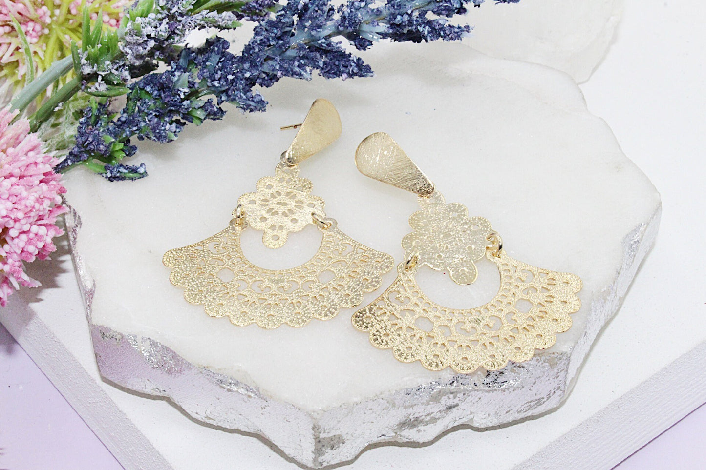 Filigree Scalloped Drop Earrings