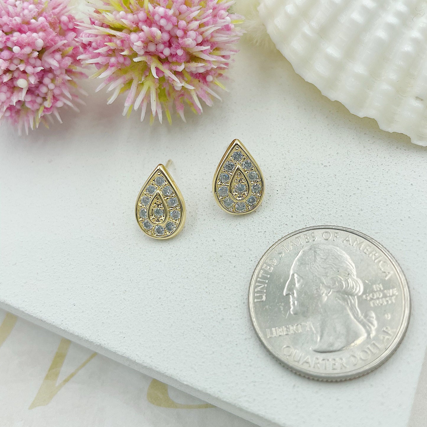 Shiny Drop Stud Earrings