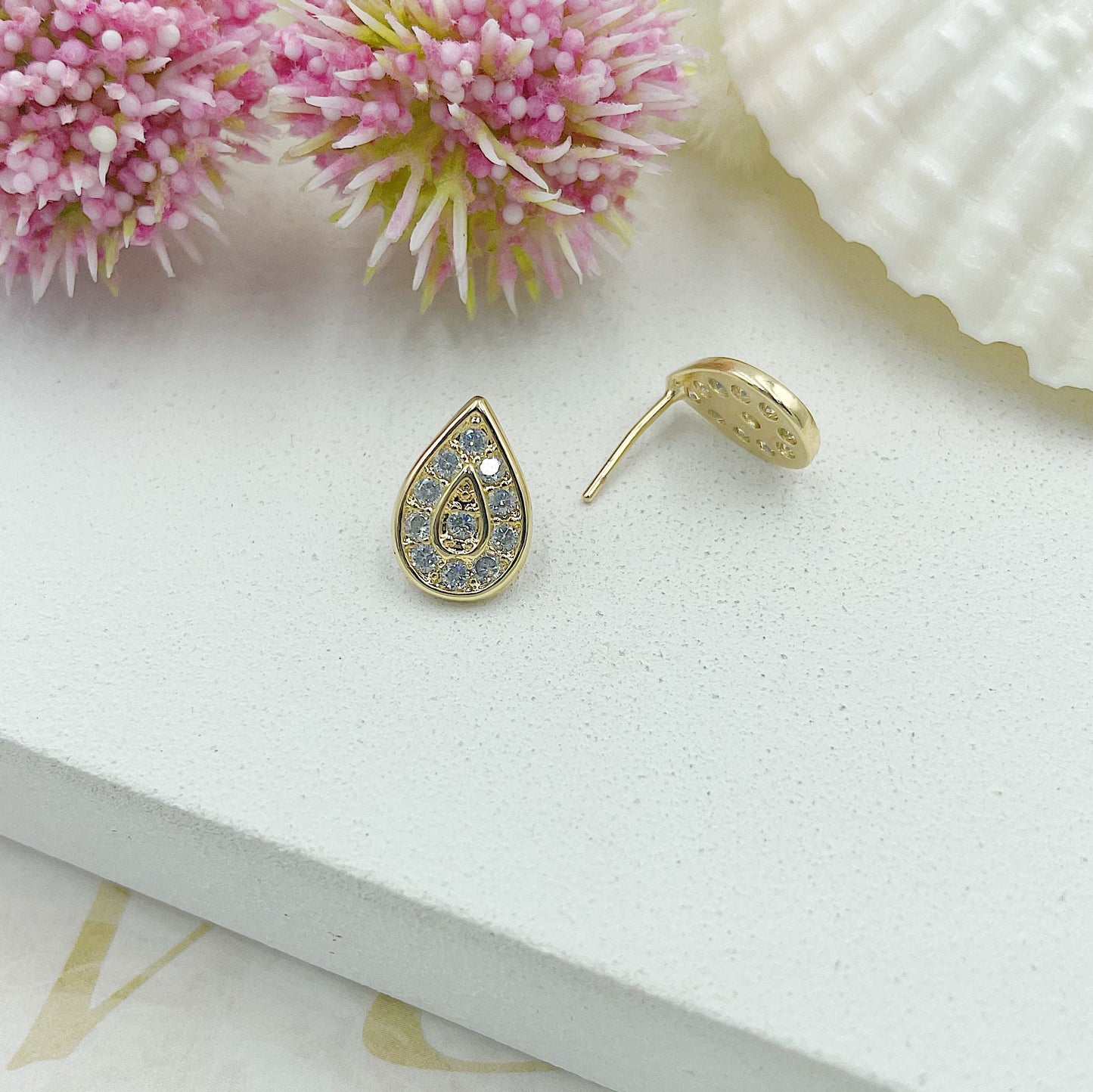 Shiny Drop Stud Earrings