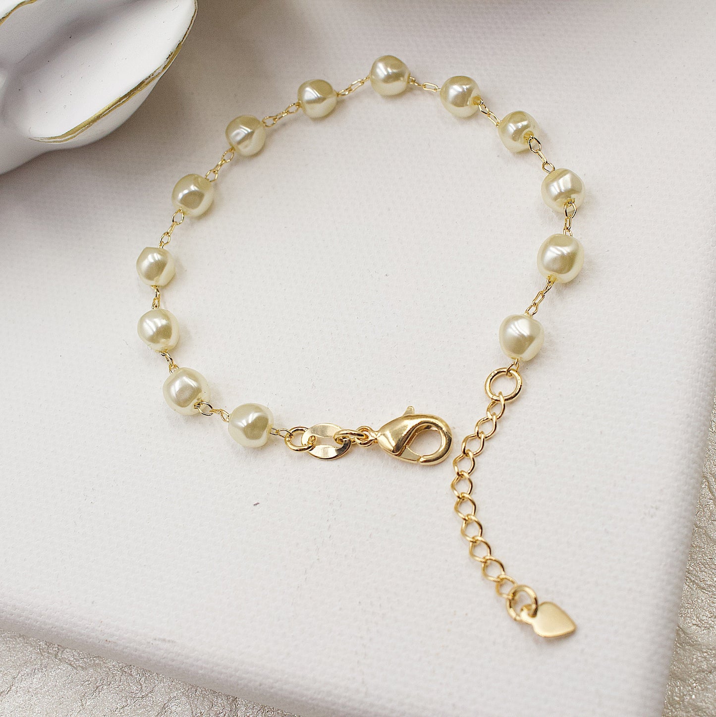 Rounded Faux Pearl Bracelet