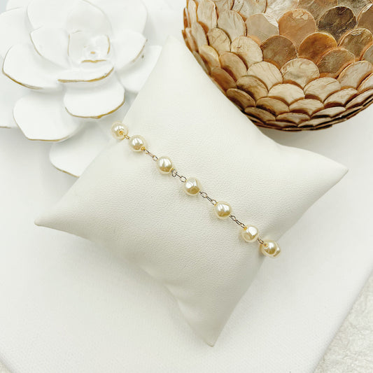 Rounded Faux Pearl Bracelet