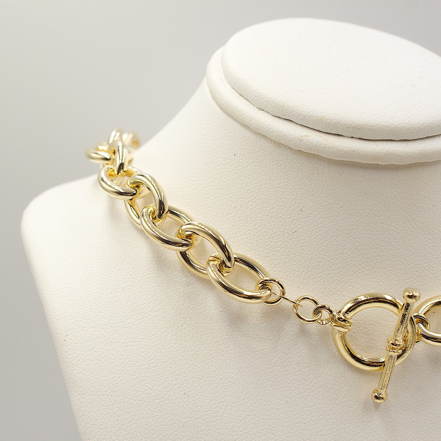 Oval Ring Chain Necklace