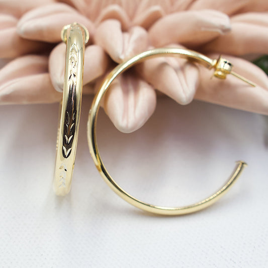 Open Ring with Designed Details Hoop Earrings