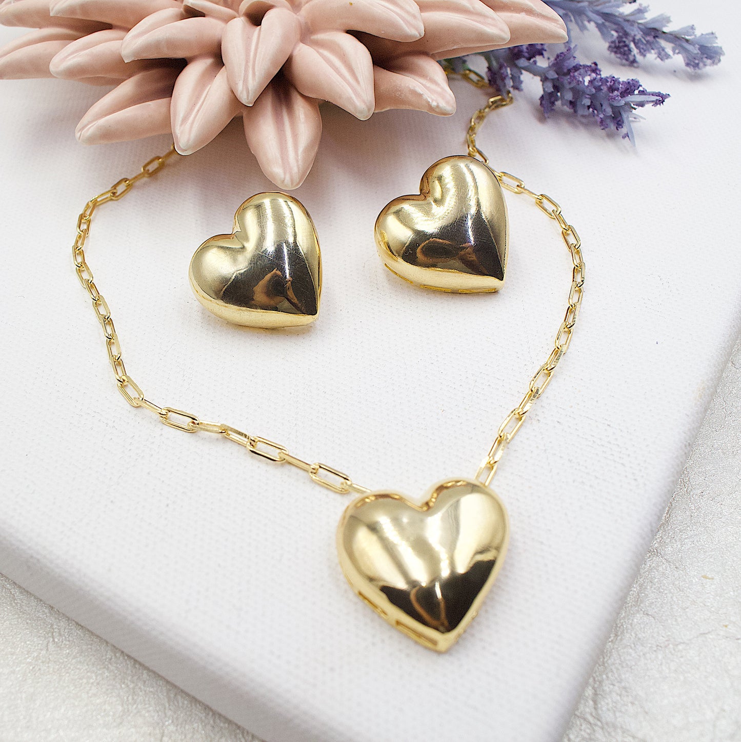 Gold Layer Paper Clip Link Chain With A Plain Big Heart Set