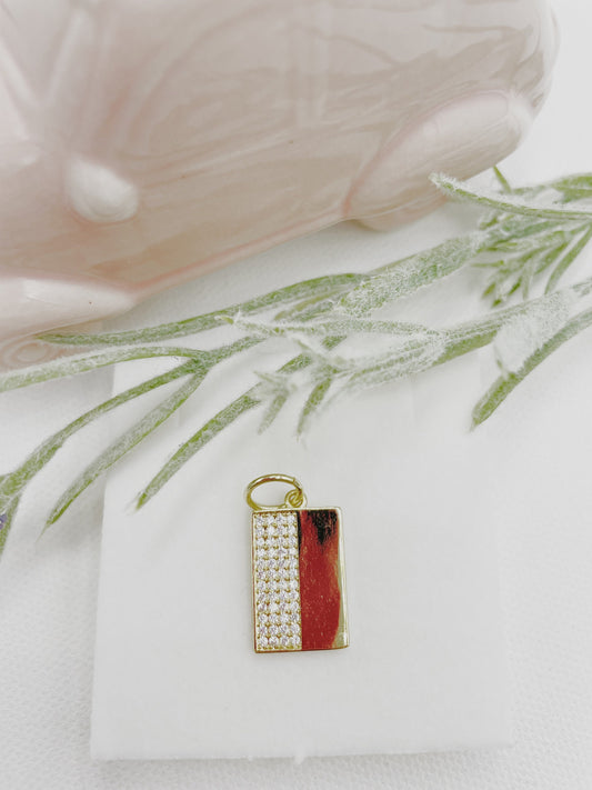 Delicate Shine Rectangular Zirconia Pendant