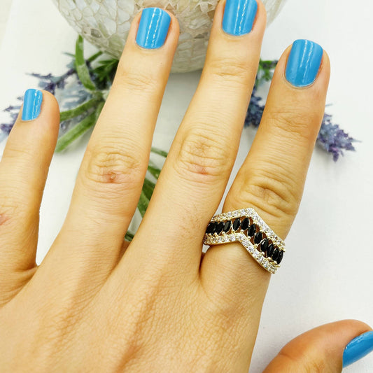 Black and White V Design Zirconia Ring