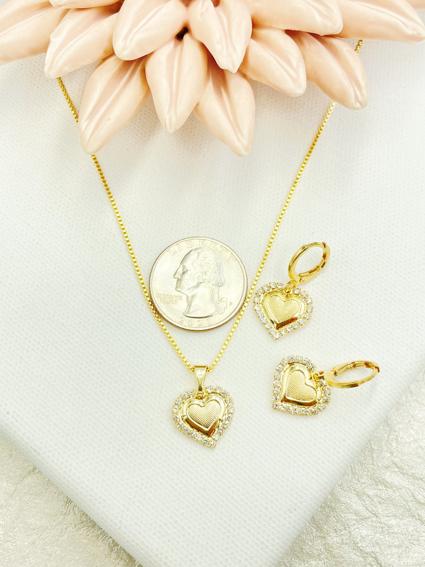 Pretty Heart Design Zirconia Necklace and Huggie Set