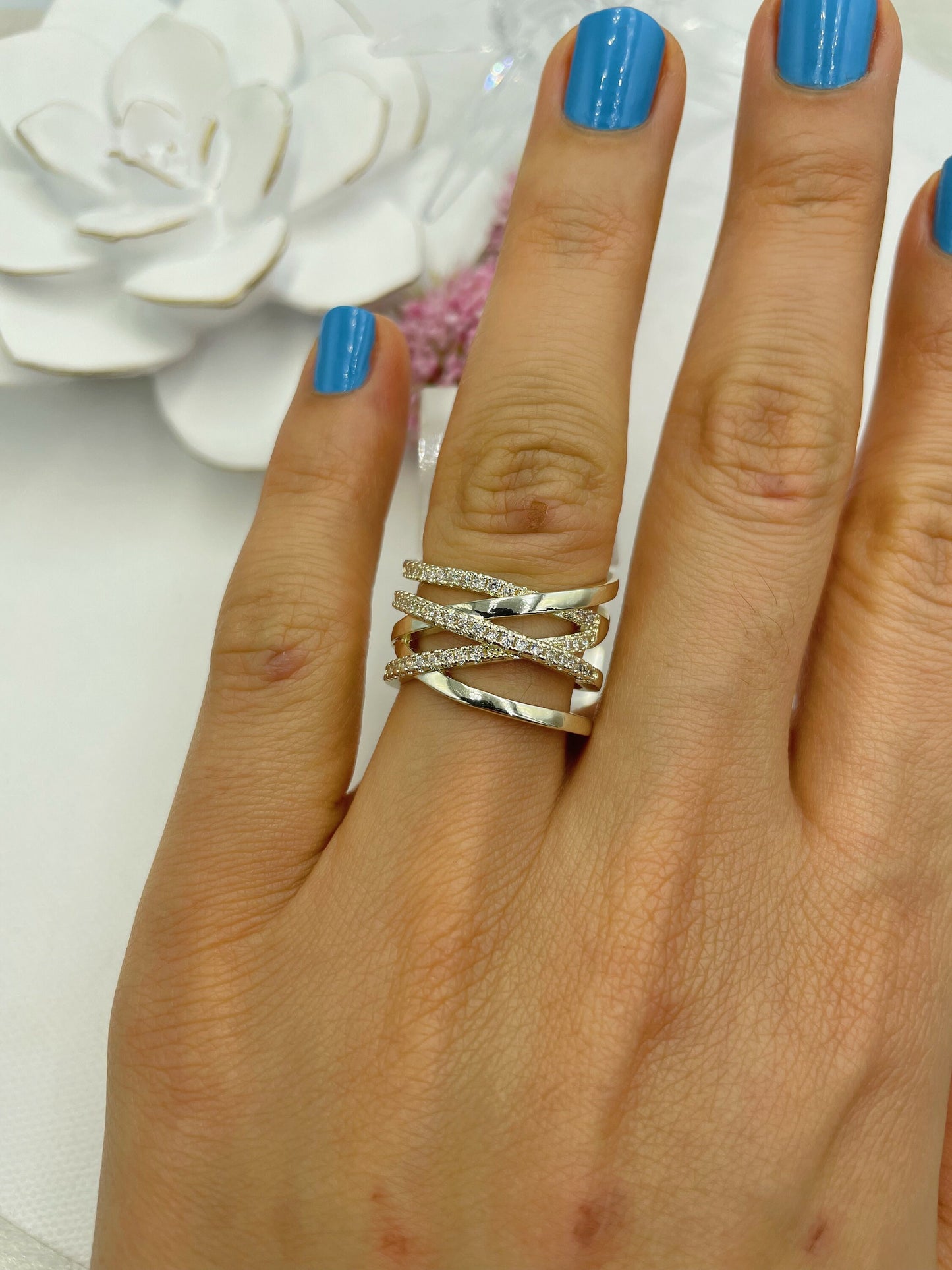 Zig Zag Style Zirconia Adjustable Ring