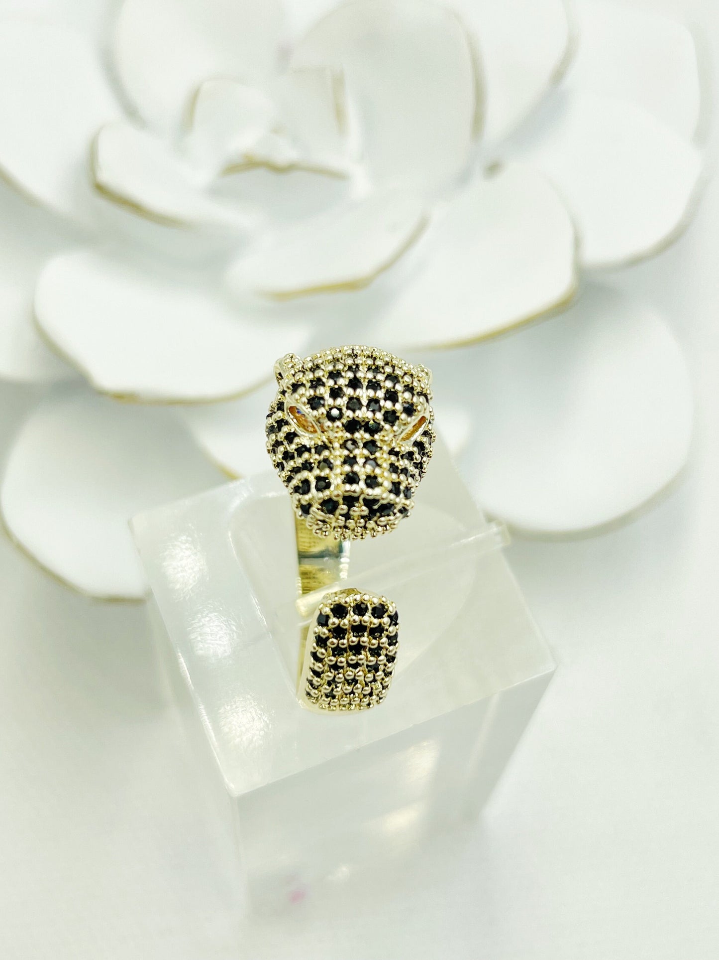 Leopard Design Zirconia Adjustable Ring